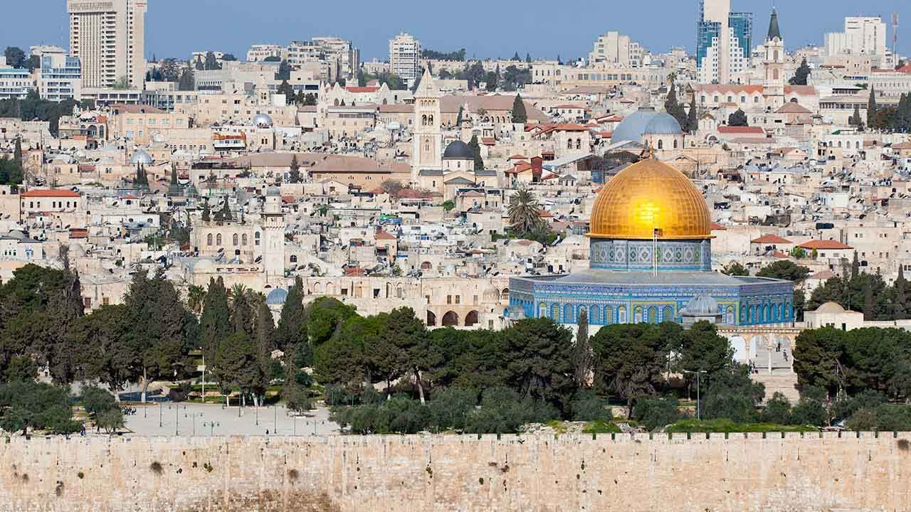 A Mission to Israel to Build Community Back Home