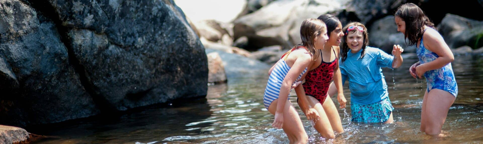 swimming-girls-scaled